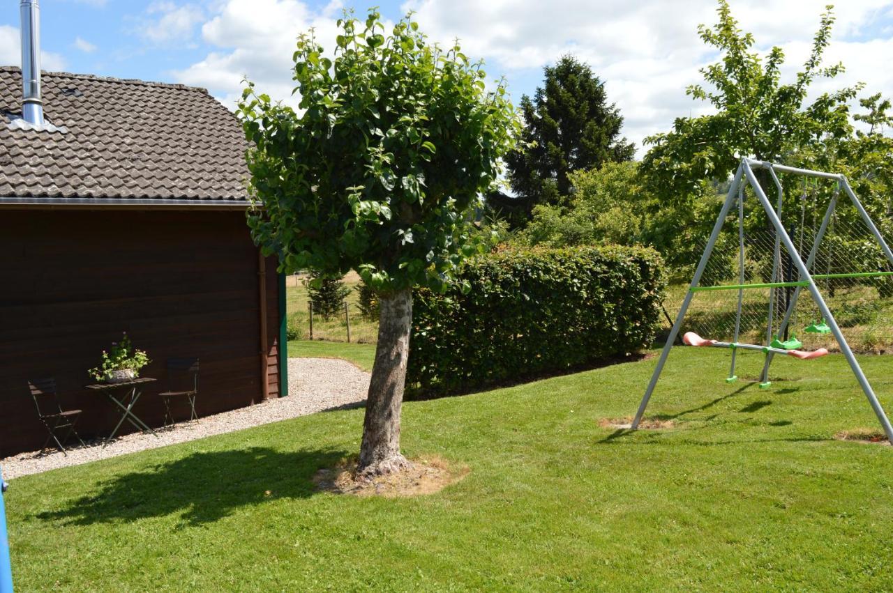 Les Melezes A Stavelot, 5 Personnes Villa Luaran gambar