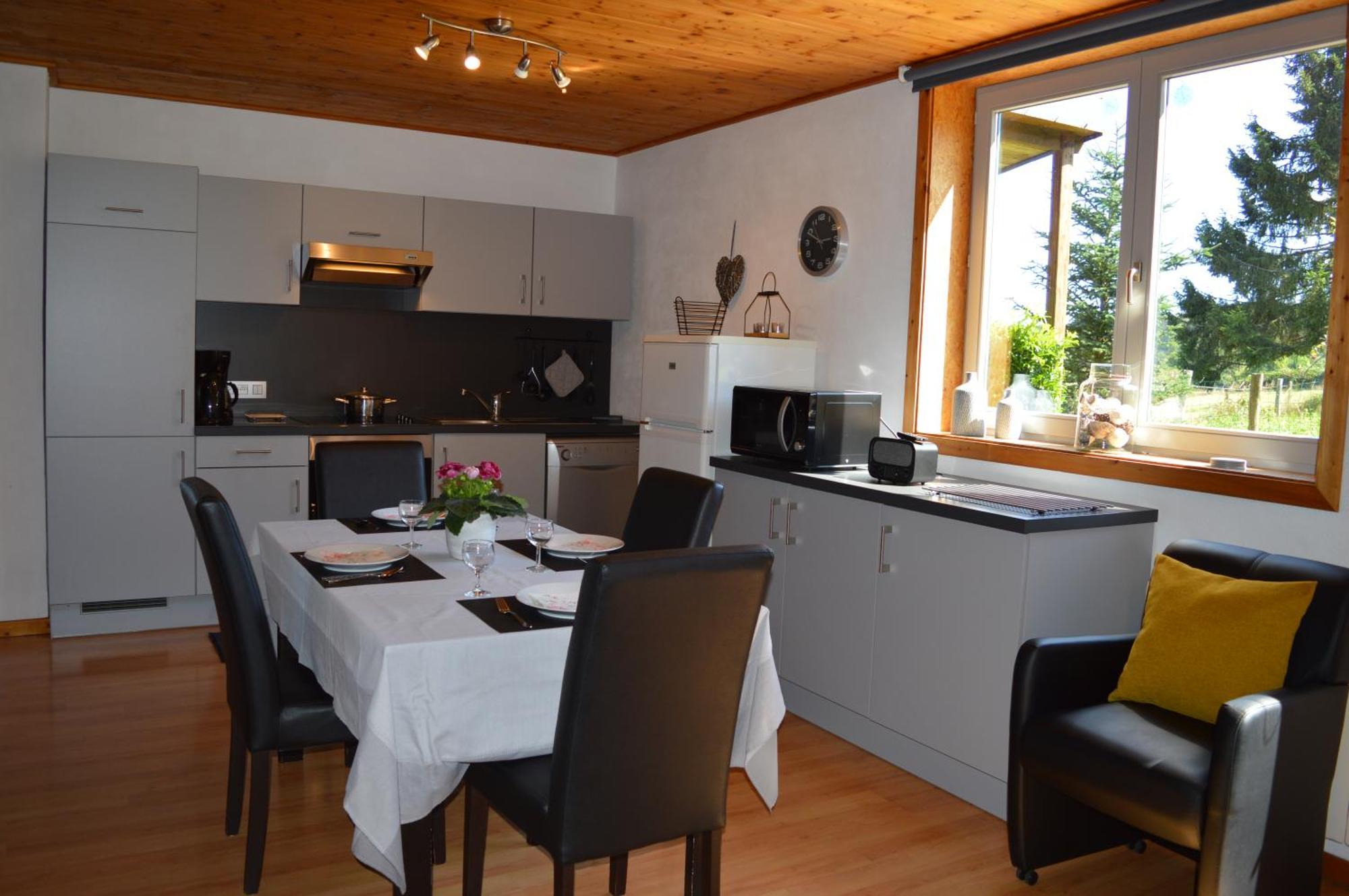 Les Melezes A Stavelot, 5 Personnes Villa Luaran gambar